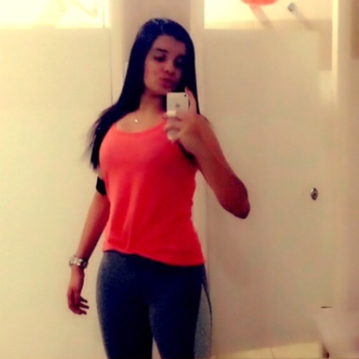 I love few. More of these little, you can bet, much love . bbm: 27A89F8E
