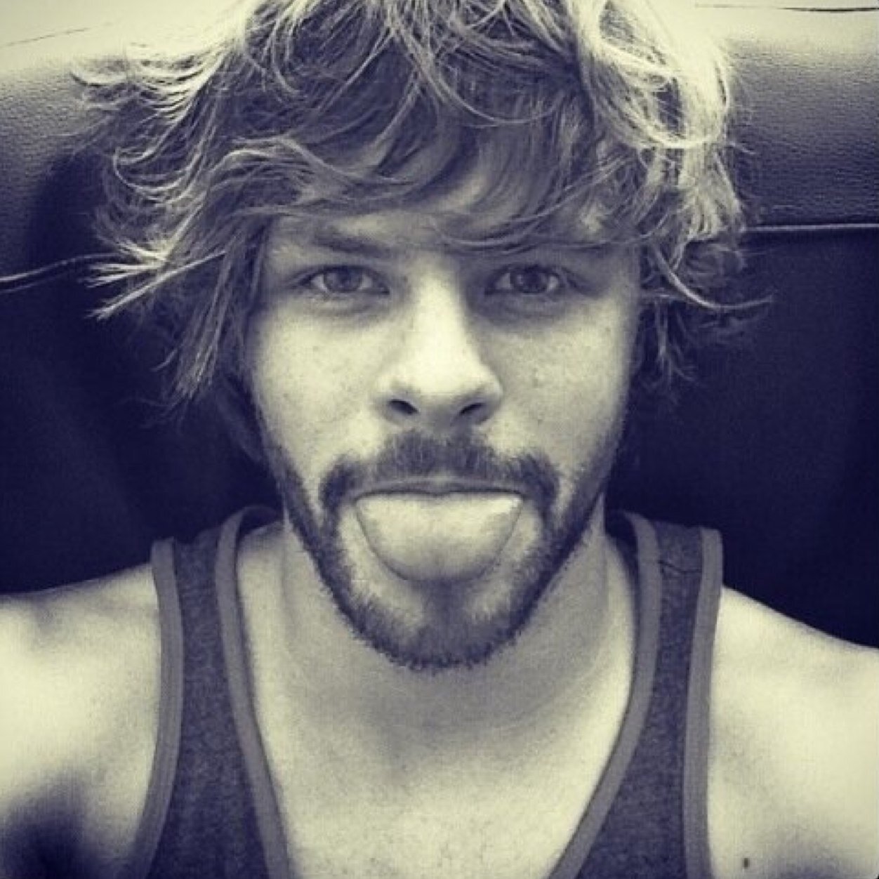 J4yThevvanted's profile picture. @adoringgraham