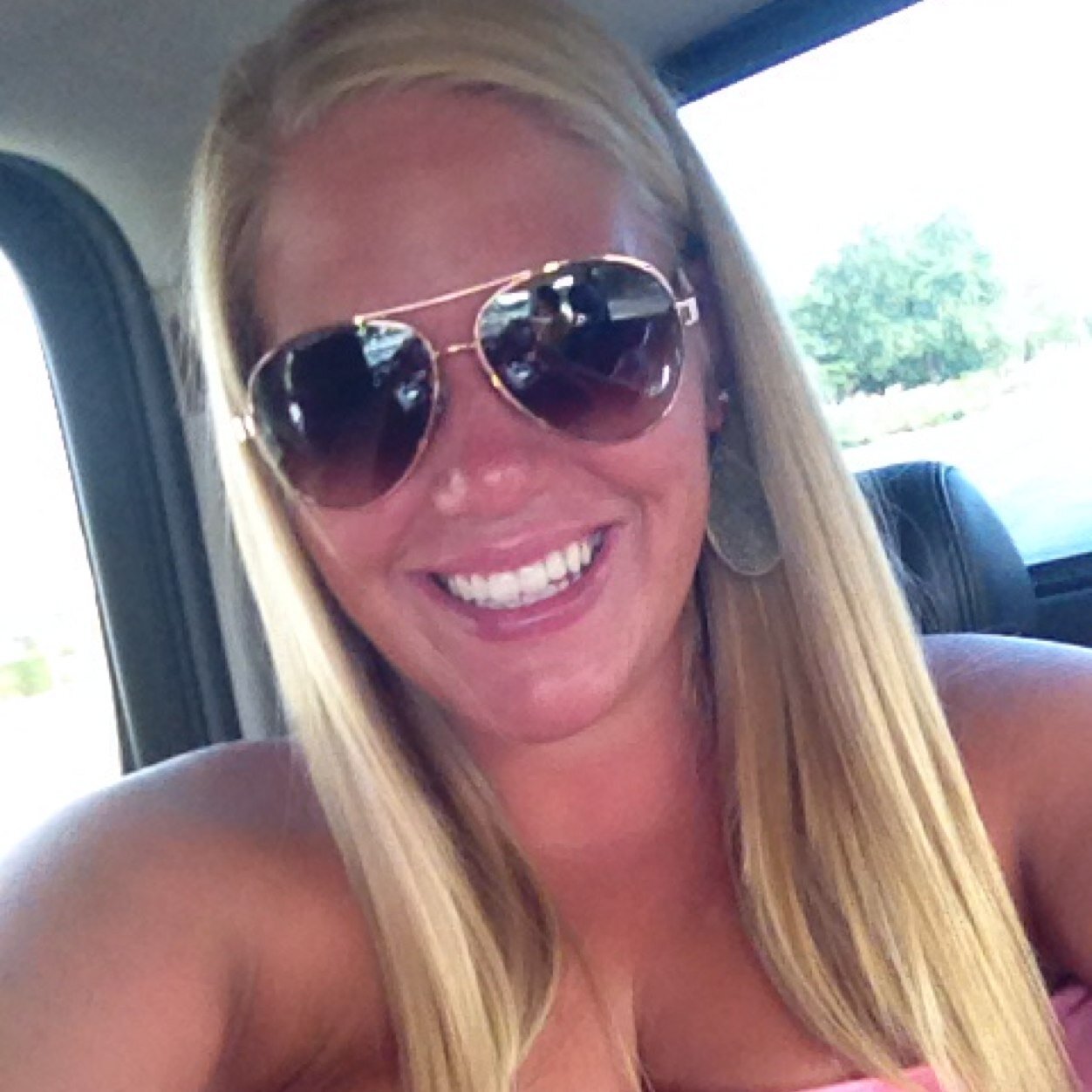 Live life to the fullest. Don't hold back. Be curious and adventurous :) 
Radford alumni