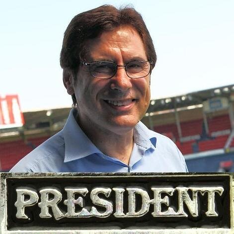 Presidente TEMPORAL de la gestora de CA Osasuna. 
Gracias a Archanco por hacerlo tan mal para que la gente me prefiera a mi.
(Fake)