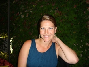 Marketing Director. Sports Mom. Gardener. Singer. All the things!