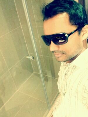 iam taj from india last 7years living in Qatar...i like girles....