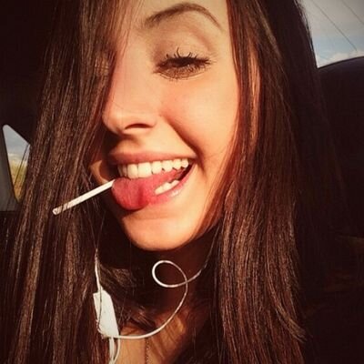 fckrbk's profile picture. live my life