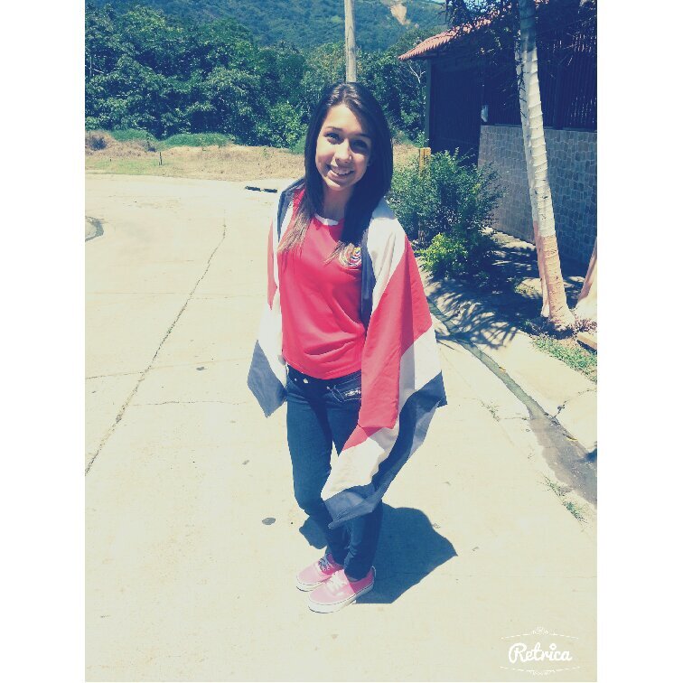 Shir Esquivel:3
 Belieber♡ Fb: ShIr EsquIvel GodiNez  Ask: ShIrEsquIvelGodiNez  Intagram: shir_eg