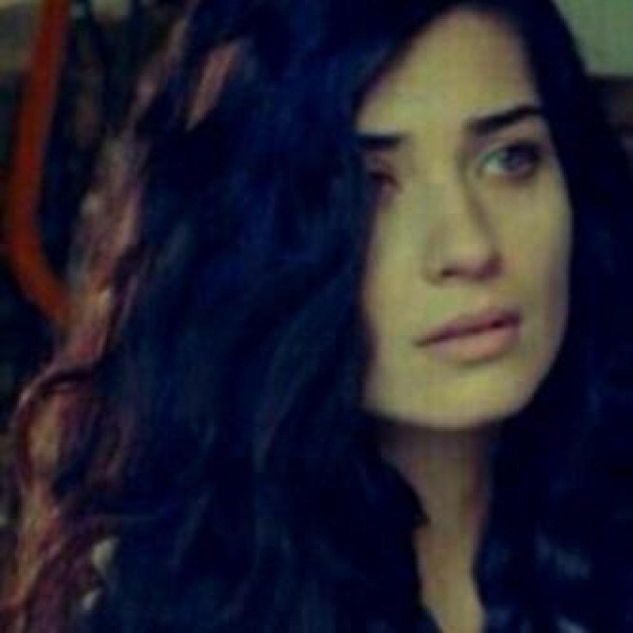 وكلنآ لآهبت آلذكرى نحن ...! ♡