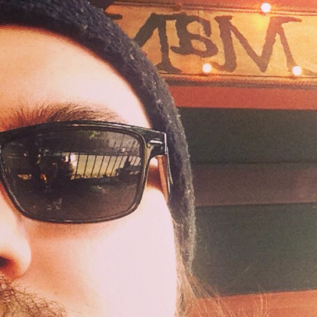 thekylebob's profile picture. We're only stardust