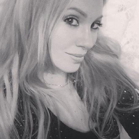 elena95_a's profile picture. 