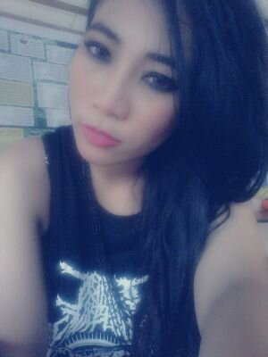 I'm a singer, Laught Lover, Spirit Dreamer.... This is ReRe Official account, single : Hanya Sekali, @OMPindonesia Record, just wait for our songs guys...!!