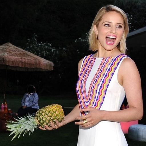 DiAgronDaily's profile picture. A little place to spread love for all things Dianna Agron