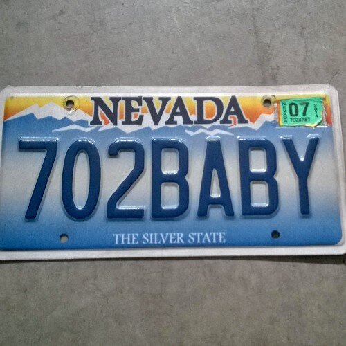 EDM lover. Oakley fan. Three stars and one sun. #TranceFamily #HouseNation #Vegas