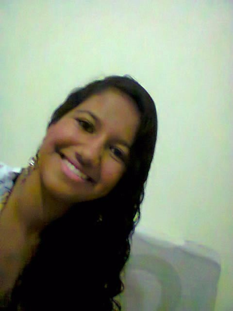 Pamela_melisse's profile picture. quem sou eu? uma pessoa muito gente boa ,  que adora comer pizza  , e que tenta evoluir a cada dia como ser humano e mulher