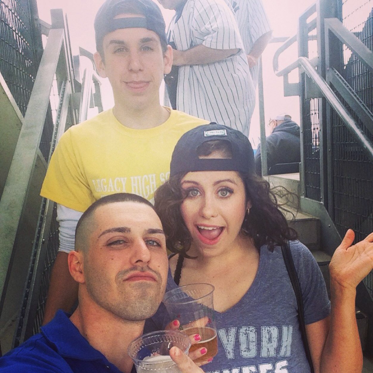 MeghanSayss's profile picture. Homegirl tends to talk about herself in third person.