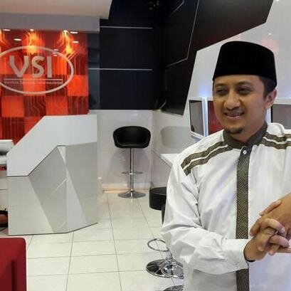 PT. VERITRA SENTOSA INTERNASIONAL | Founder @Yusuf_Mansur | #TRENI Mengubah Pengeluaran Harian Anda Menjadi Penghasilan | ☎ 08970844878 | BB : 2A5001E0