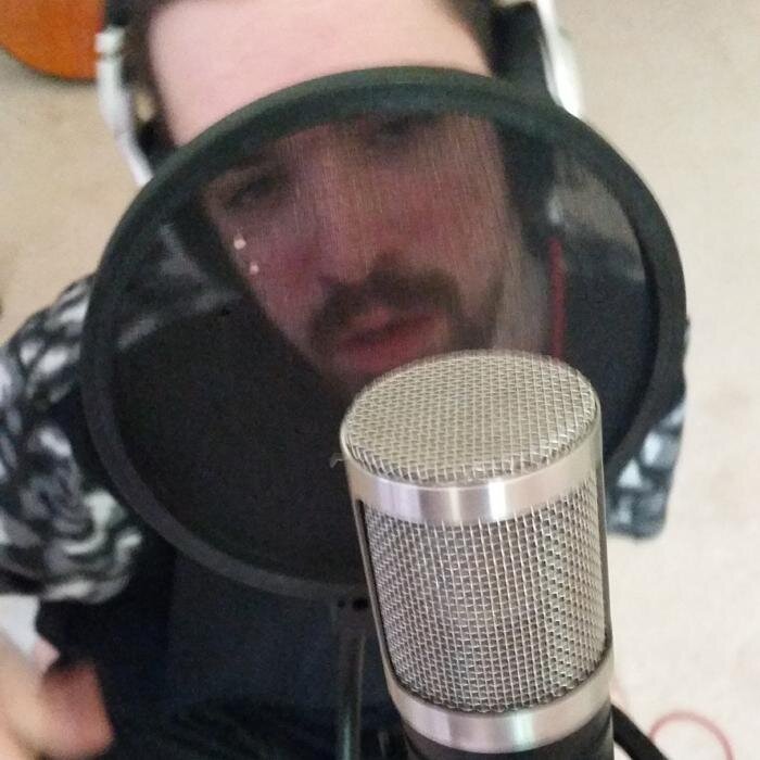 Twitch Affiliate / Horror Fan / Rap/Hip Hop artist / football fan / UFC fan / business email: slikwillybrk@ymail.com /