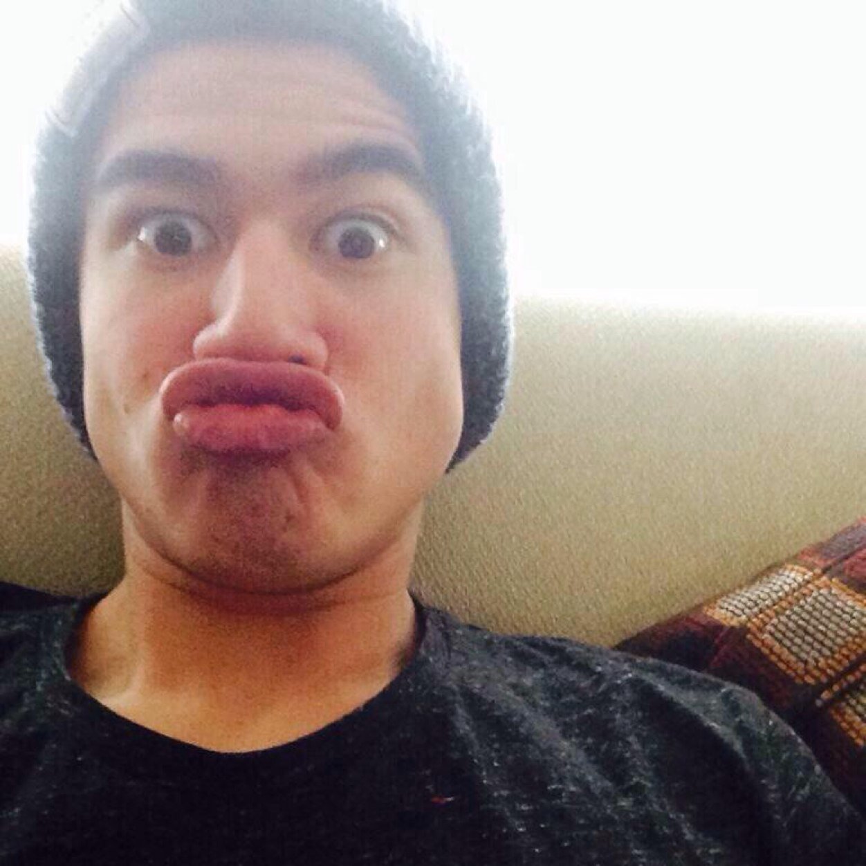 Free follow from @ohzarryhood ☺️Follow her and ask for a follow back if you want a follow there x