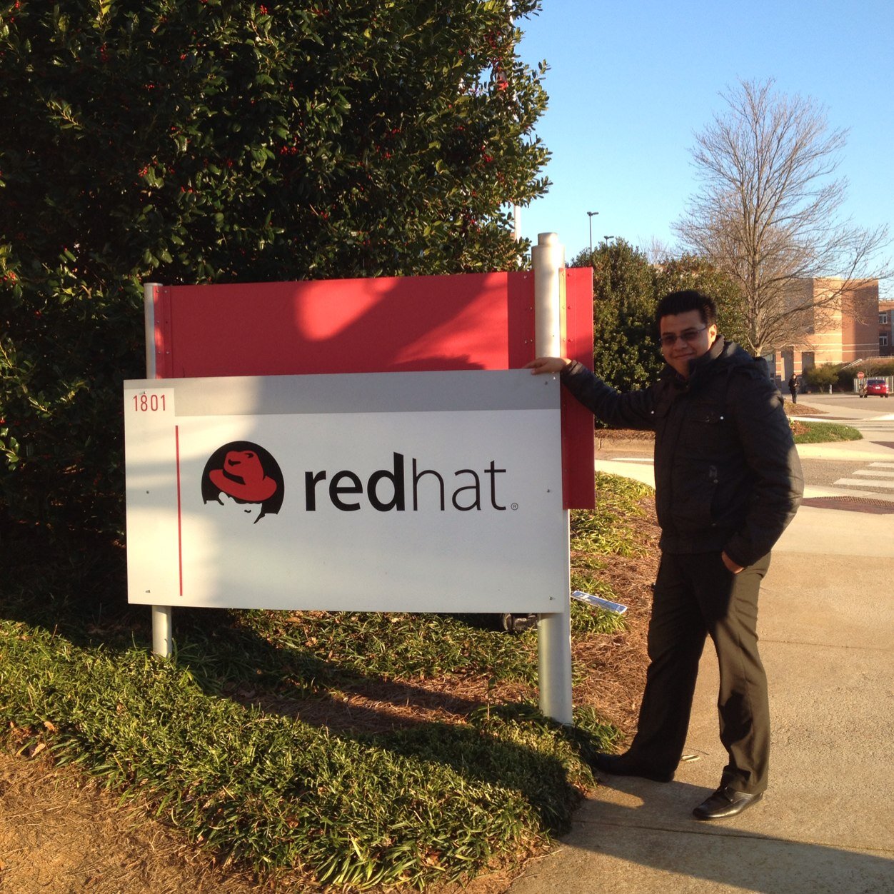 mikeintoch's profile picture. NA