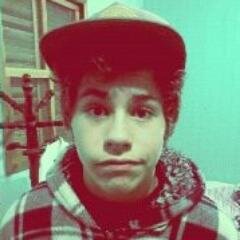 uns tentam nos dividir,outros vem multiplicar,uns vem vem pra te ver cair, outros pra te levantar