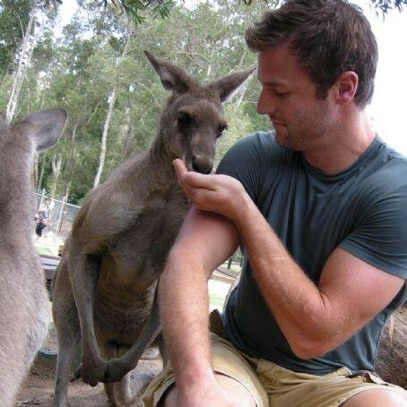 manolomunguia's profile picture. 