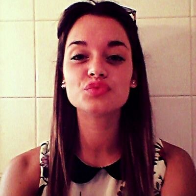 20/05/1993. Estudiante de  magisterio en la UAM y futura profe de ed.física // Inventando mi mundo para sobrevivir.