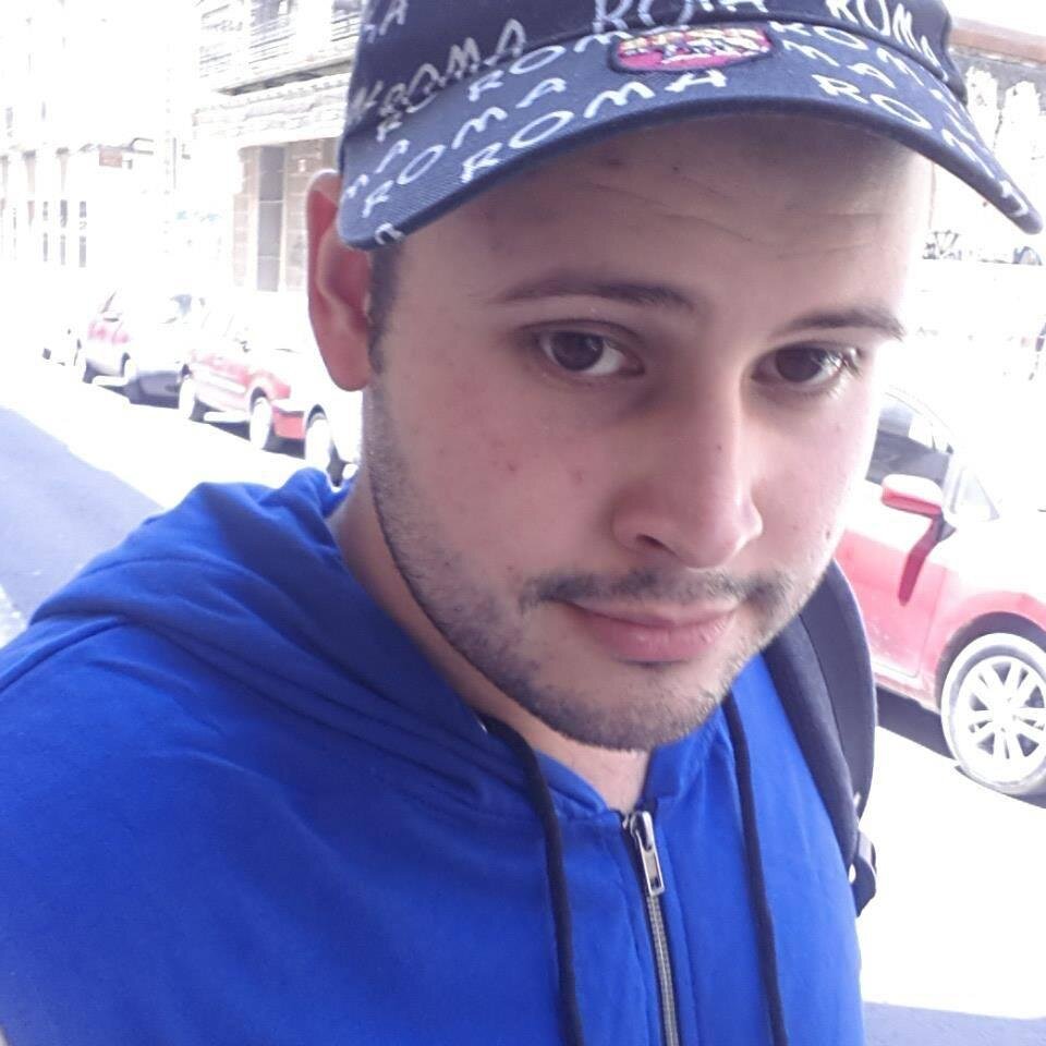 CarloVillafrank's profile picture. 