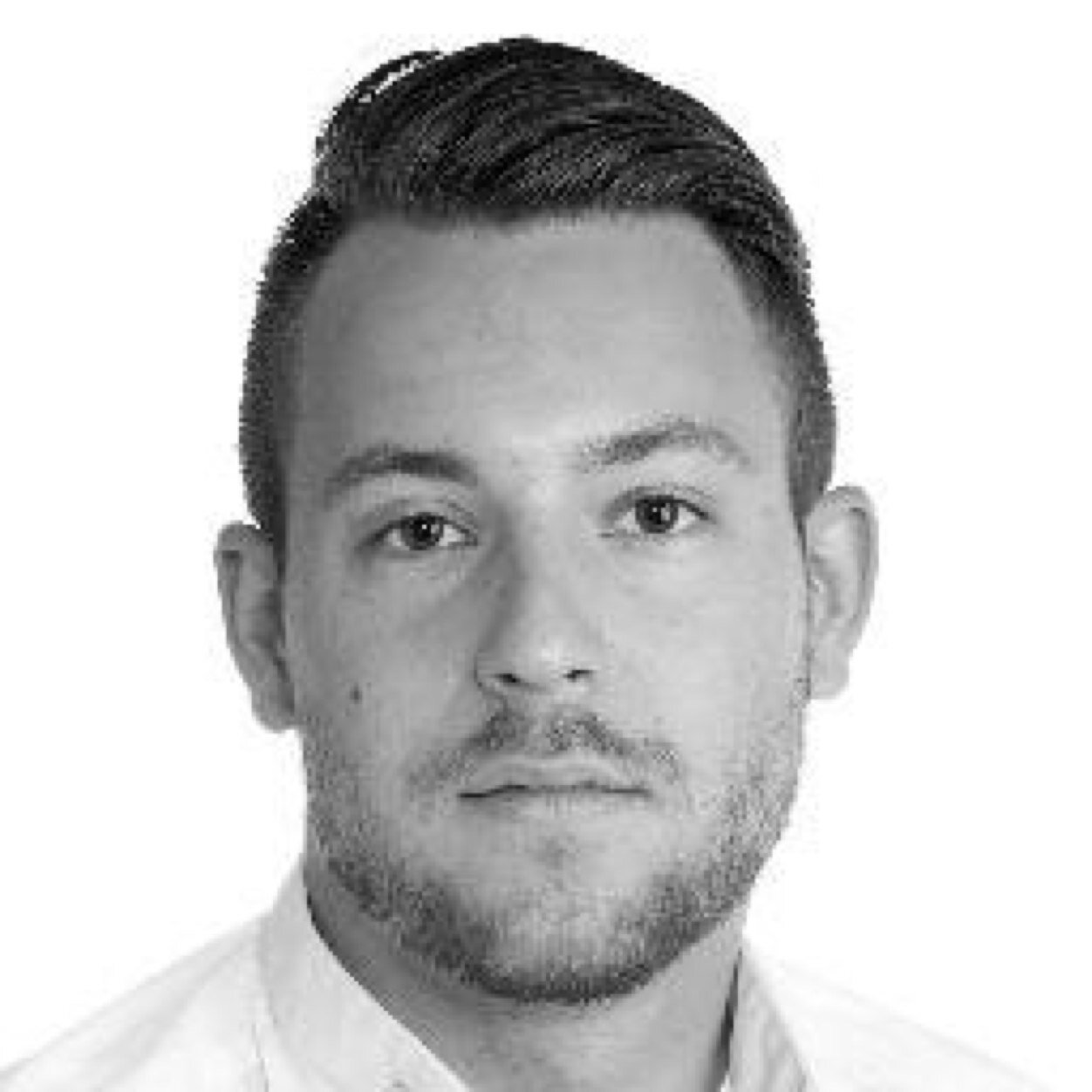 I am a problem solver at heart and split my time working as a developer at tretton37 & as responsible for the conference leetspeak.se