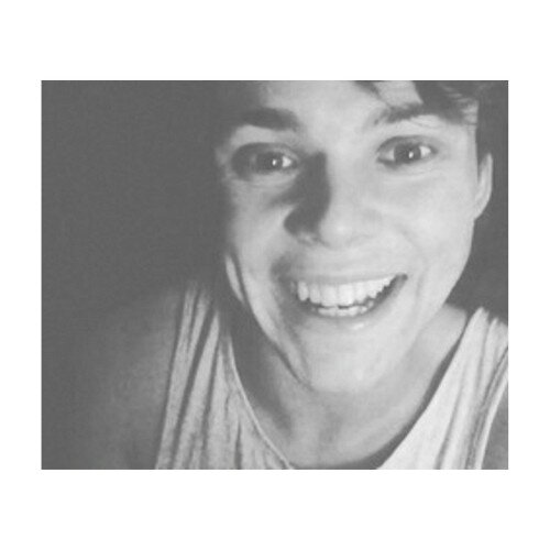 Ifeelsobradx's profile picture. HII I GAVE YOU A FREE FOLLOW SO FOLLOW @xxashxxo PLEASE @xxashxxo @xxashxxo