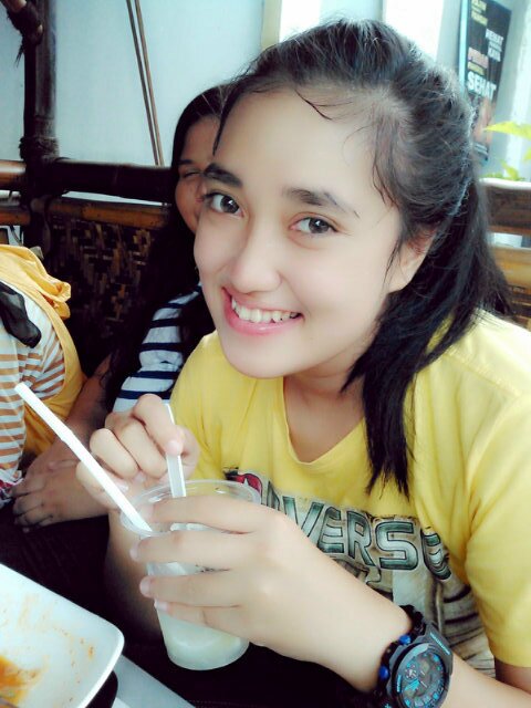 MegiMegianti's profile picture. My family ||OMAH ♥ ENCING ♥ MaMah ☺ :*