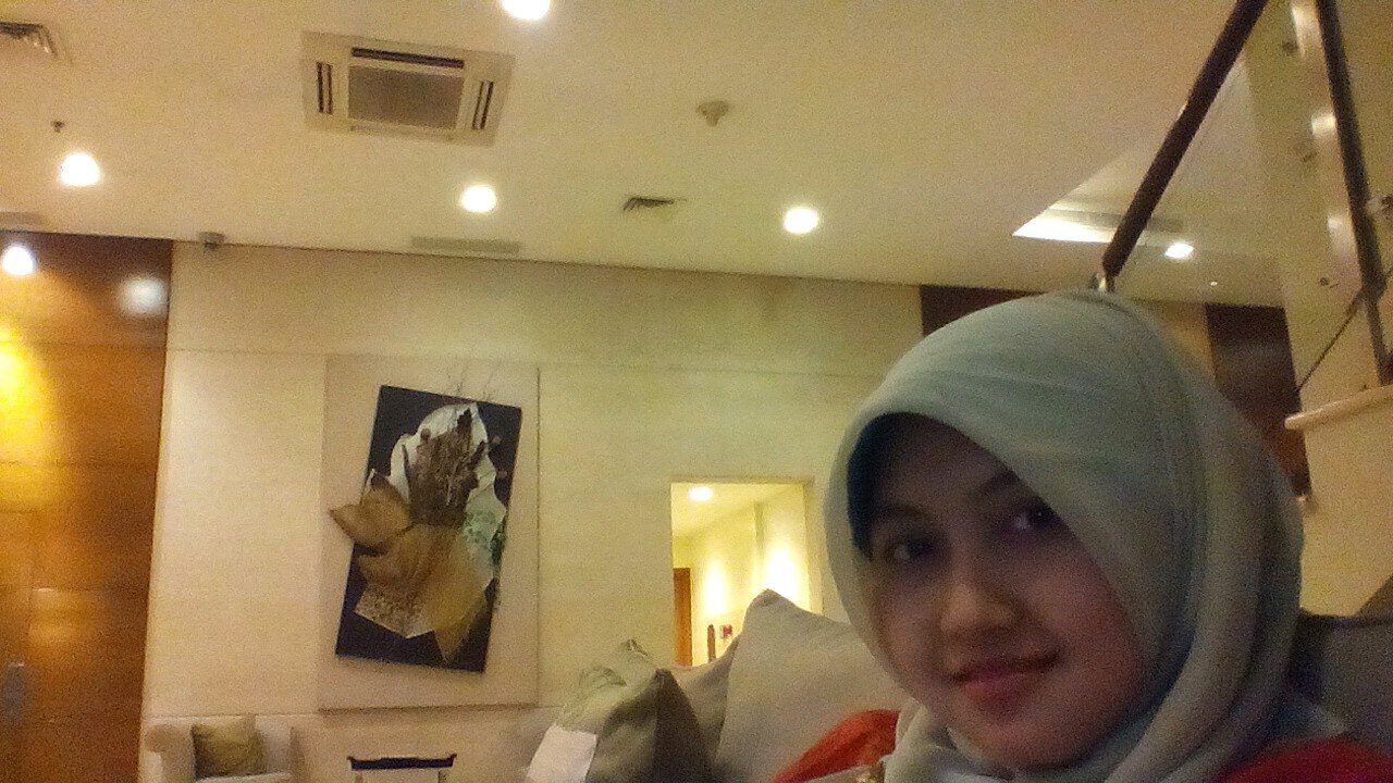 DewiZenith's profile picture. Light the passion, share the dream. Not the spicy-hotplatter lover at all.