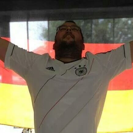 TuckermanJ's profile picture. Retired Rugby Union Player/ Manager!!