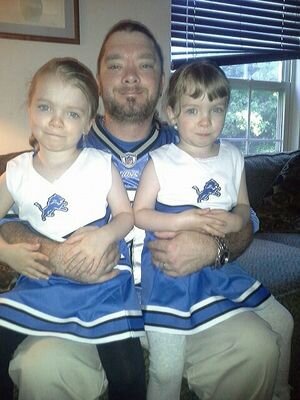 weiland2k4's profile picture. 