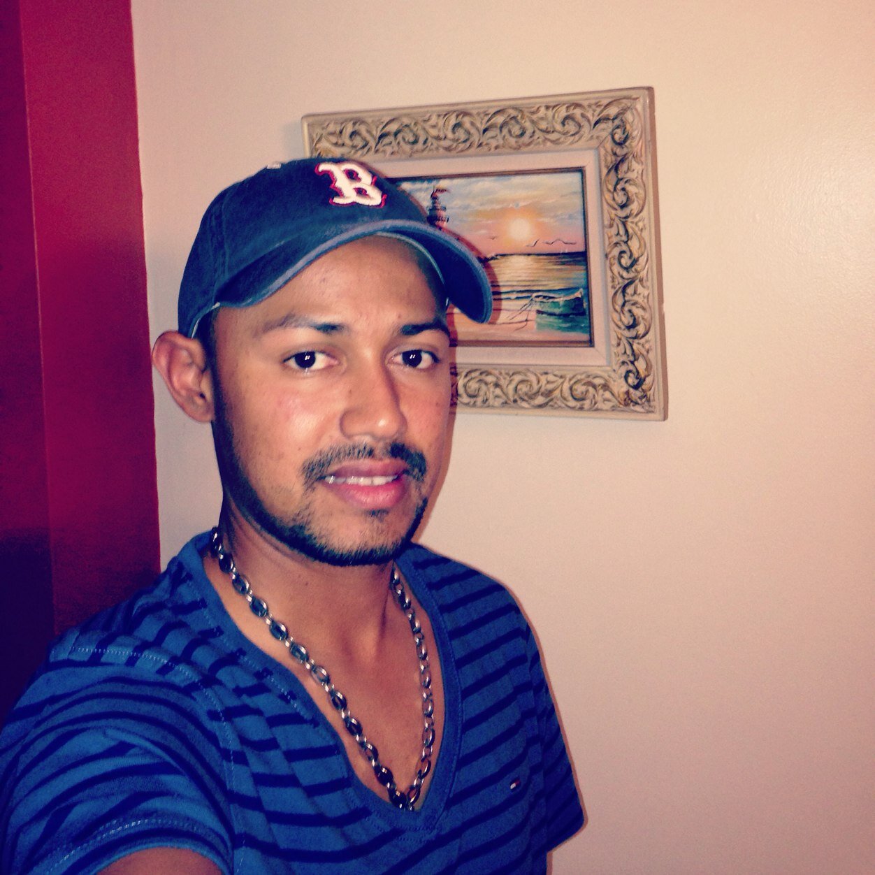 Para q ser alguien q no eres, si tu sabes quien eres?
