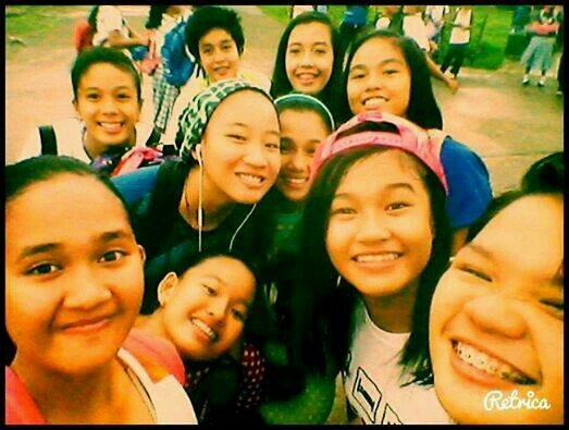 Be what you want to be, not what others want to see.Solid fan of KathNiel || Follow me, I follow back! :Dnd ako snob cute lang