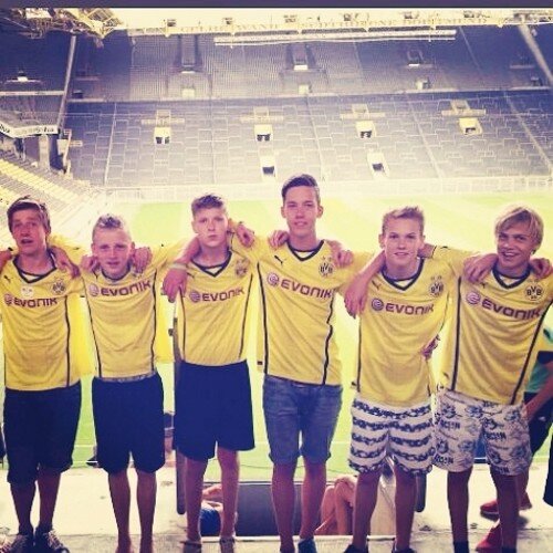 2hc / AZ \ jpt / vitesse'22\ 0251 / 14 jaar