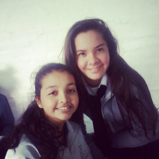 Si la vida te da limones..seguramente estan podridos por que nada se regala en esta vida..:3