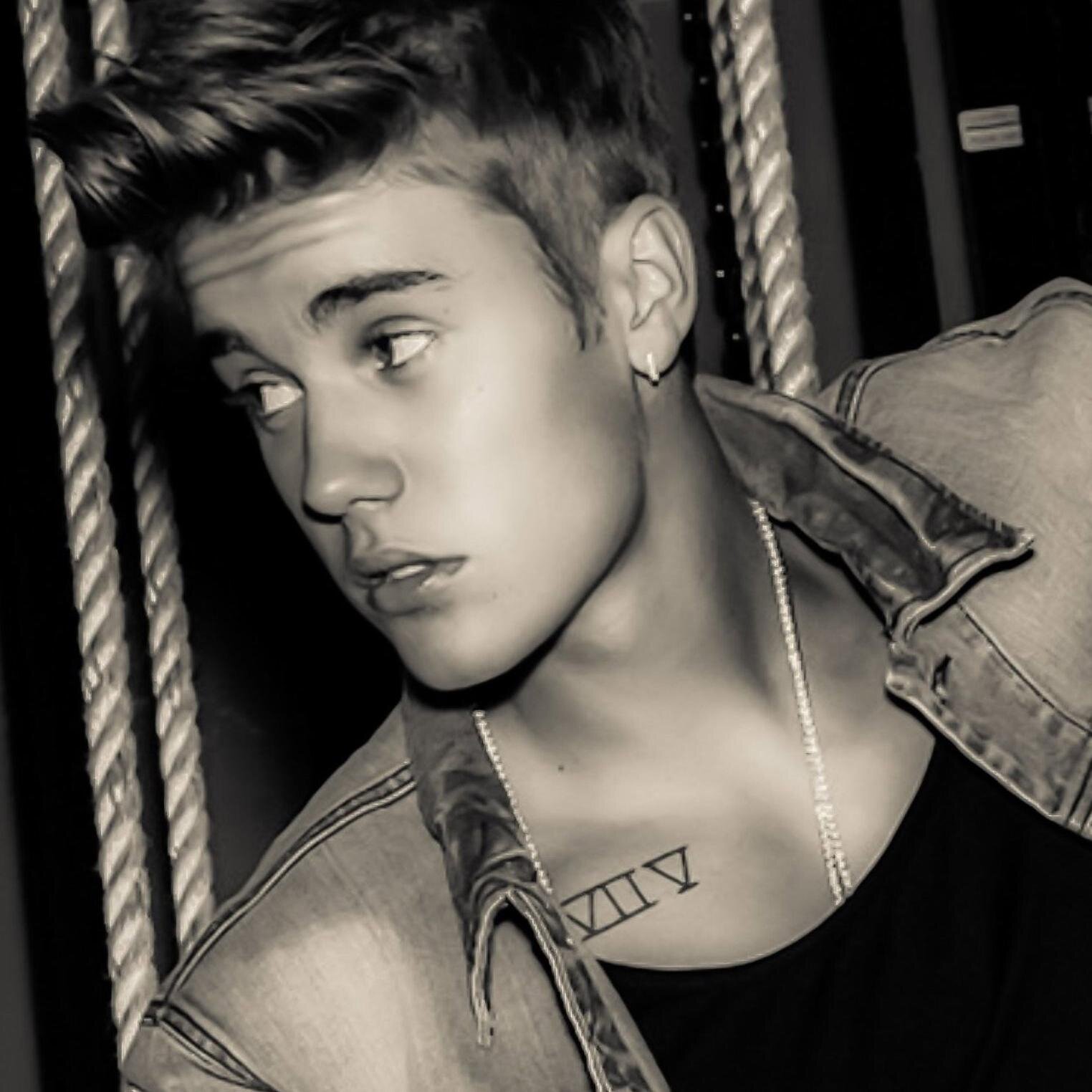 justin8564's profile picture. 