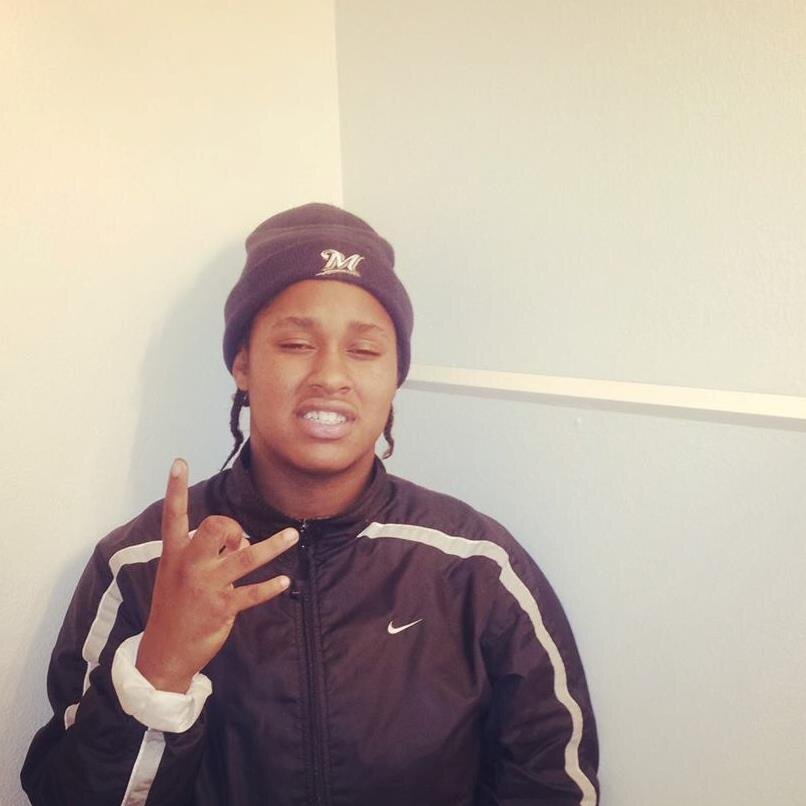 FUCK THESE NIGGAS THEY AINT GONE RIDE  FUCK THESE HOES THEY AINT LOYAL #FUCKEVERYBODYGANG