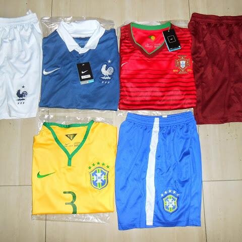 Maillots de Football et Basket avec flocage