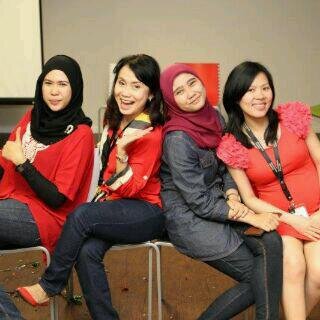 Mentowidjoyo's profile picture. I am a twin of @Sariesquid ,