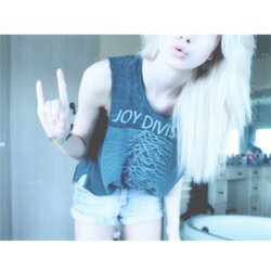 cassieffy_'s profile picture. every atom of me is missing you.