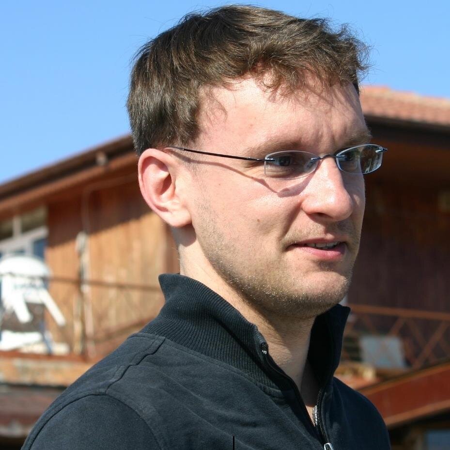 Volontär Mitteldeutsche Zeitung / Sportjournalist / Herausgeber HallenRadSport