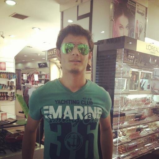 cello_klavyesi's profile picture. Ağzı olanın konuştuğu bu dünyada beyni olanında düşünmesi gerekmez mi ??