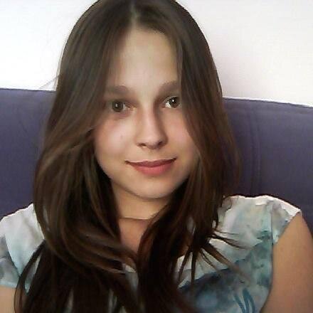 Poland BELIEBER  KWIATONATOR SELENATOR daje follow back :)