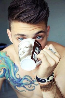 Original desde 1996 #GAY♥
#Followme #Young&Beautiful #Watsapp +5219711611483 #PRIDE #PawsUp