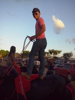 Oi, tudo bom ? Curti a nossa página aí que você pode até virar  administrador(a) dela !
Entre----- http://t.co/O4reWLU9