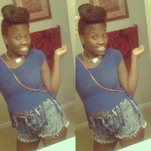 Coollaaan withh Myy babaayy ♡ Hit the follow button ↓ mention me ill follow backk ☆