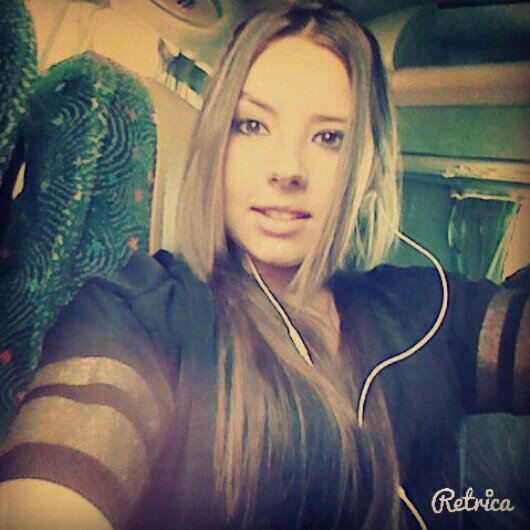 Amante del fútbol ,esposa de la moda y mujer de quien me conquiste ♥ , guíame siempre , un dia mas te recuerdo que tequiero @MarioGlez94 ❤ REY DE REYES ♔♡