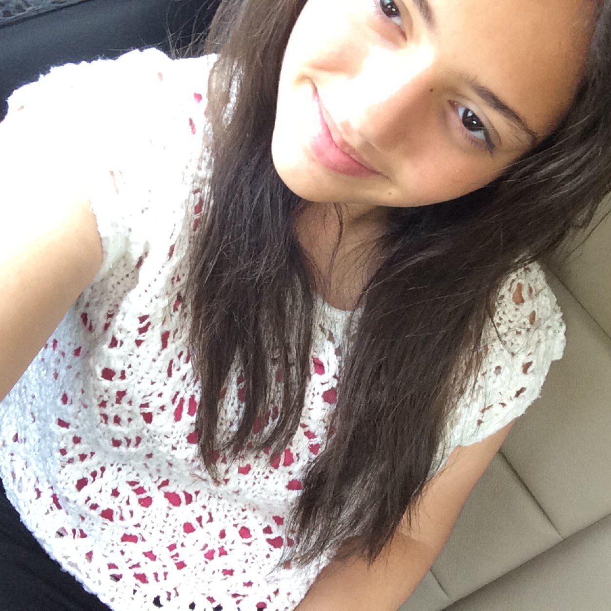 larajaber1997's profile picture. 