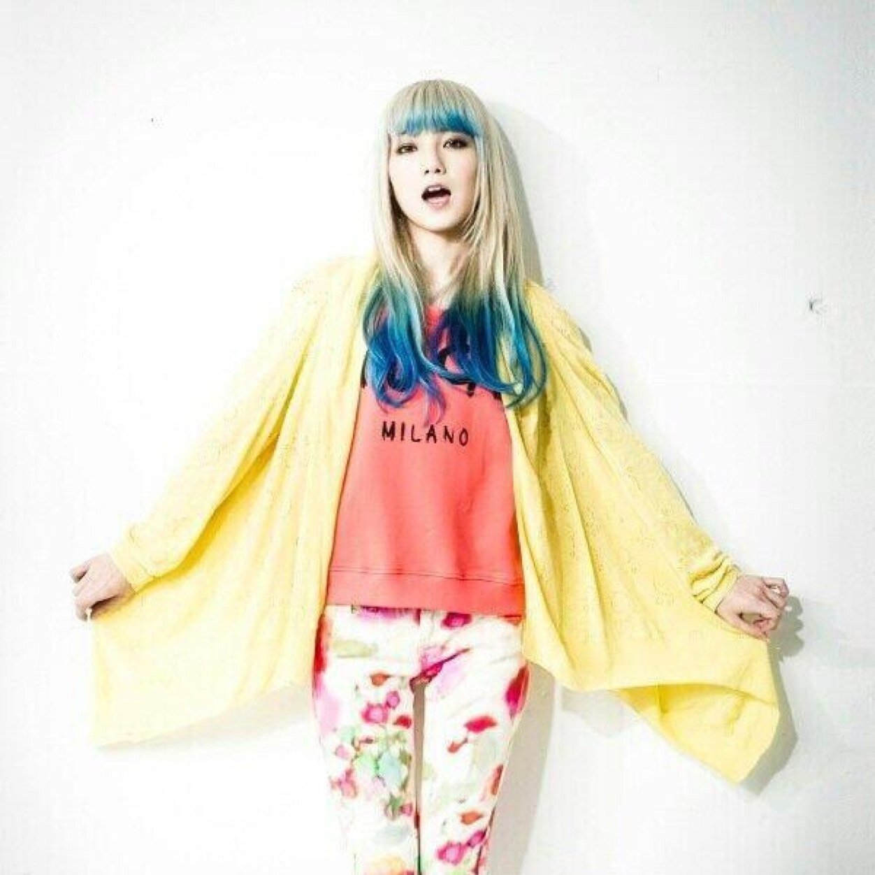 scandalが大好きな高校1です^_^ 
ベースをやってます(^o^)
気軽にフォローよろしくです*･゜ﾟ･*:.｡..｡.:*･'(*ﾟ▽ﾟ*)'･*:.｡. .｡.:*･゜ﾟ･*
