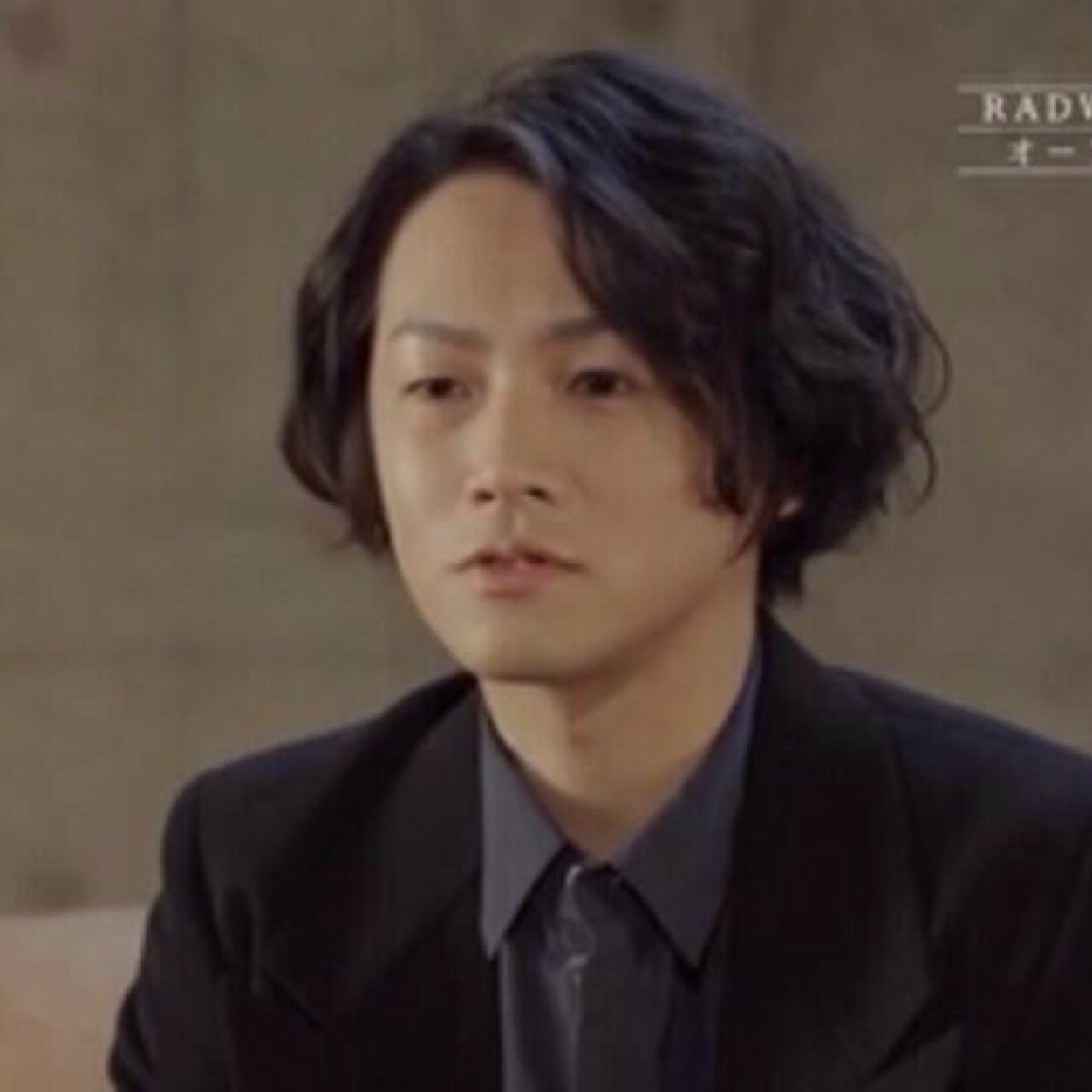 takeda_kr's profile picture. 일본 밴드 RADWIMPS의 베이시스트 타케다 유스케입니다. 30분 간격으로 말합니다. 인터뷰 내용을 기반으로 합니다.