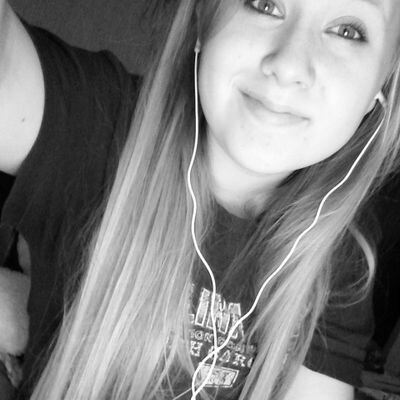 aisha♥
sophomore
taken 11.24.12
follow mee (: